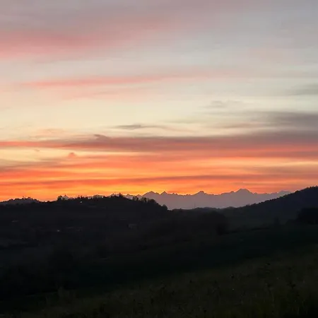 Retreat Monferrato 빌라 Montiglio